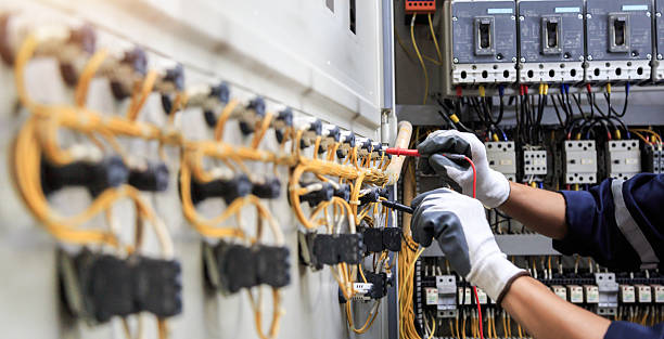 Professional Electrician technician working in Allegan, MI